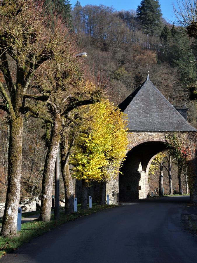Au Charme Du 13 Faubourg De France A Bouillon Villa Exterior photo